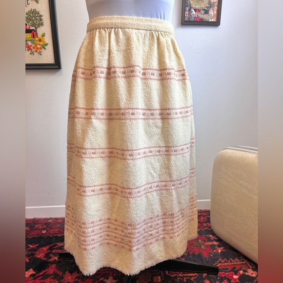 Vintage 60s/70s Madawaska Weavers Handwoven Wool Skirt – Cream & Pink Stripes - Picture 7 of 9